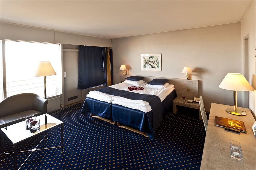 Hotel Comwell Hvide Hus Aalborg Exterior foto