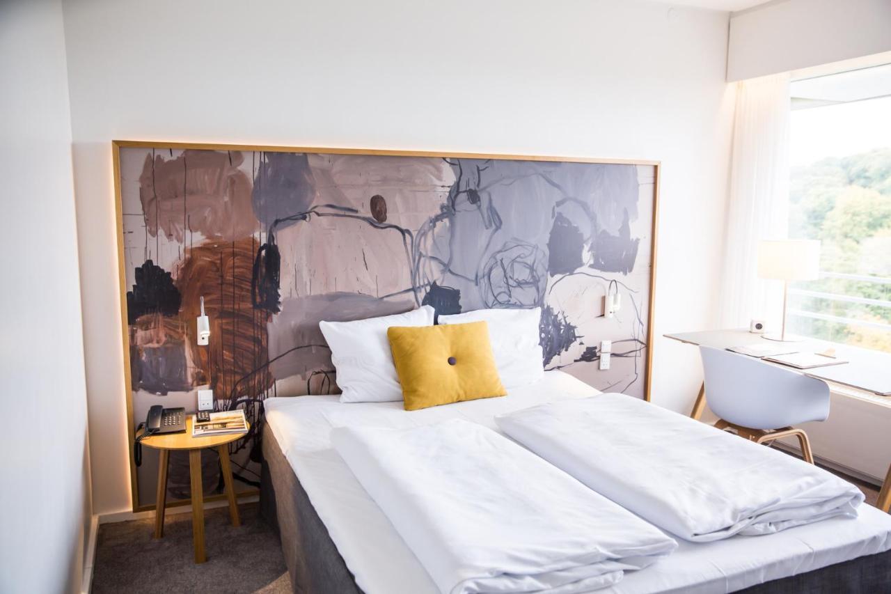 Hotel Comwell Hvide Hus Aalborg Exterior foto