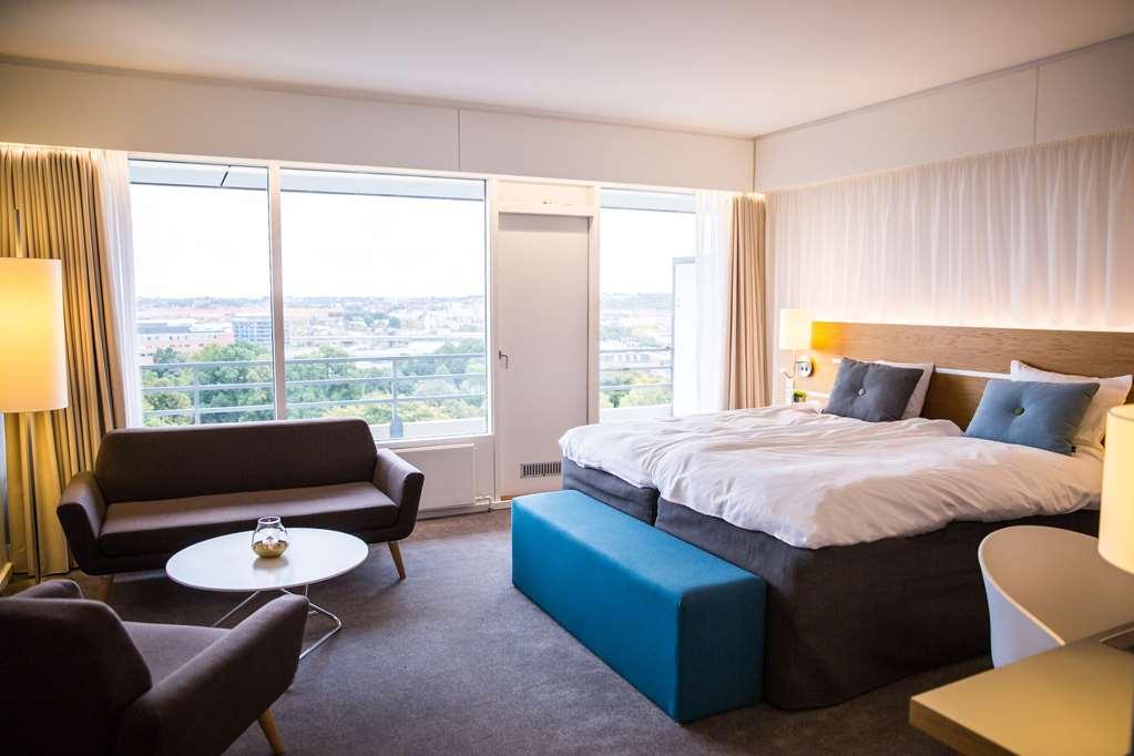 Hotel Comwell Hvide Hus Aalborg Habitación foto